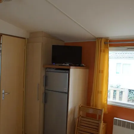 Locations Vacances Les Pierres Couchees *