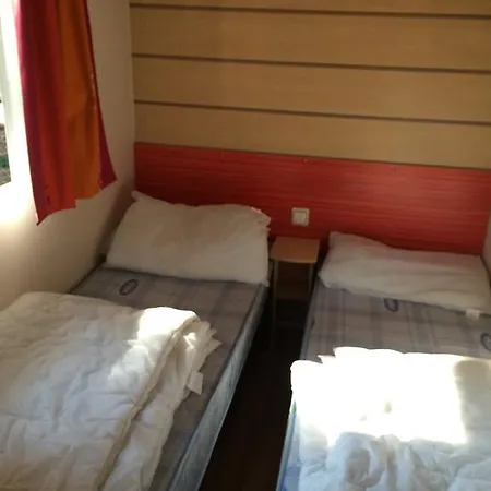 Locations Vacances Les Pierres Couchees *
